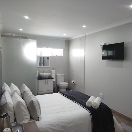 Blue Owl Guest House Mossel Bay Esterno foto