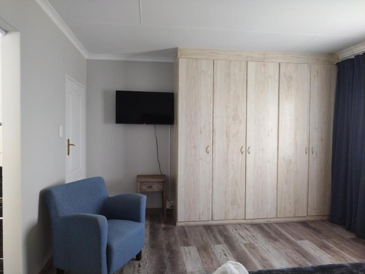 Blue Owl Guest House Mossel Bay Esterno foto