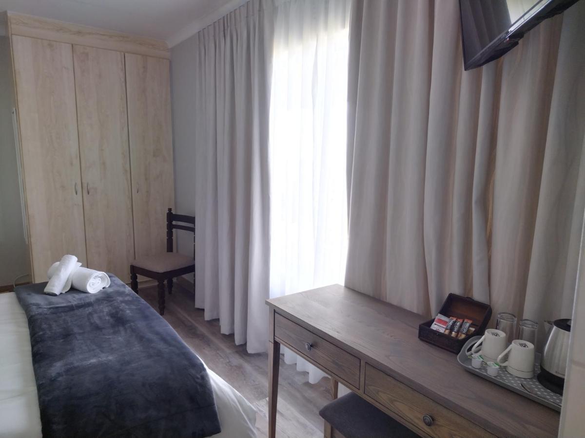 Blue Owl Guest House Mossel Bay Esterno foto