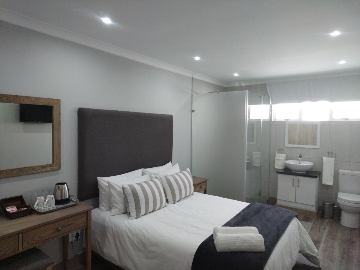 Blue Owl Guest House Mossel Bay Esterno foto
