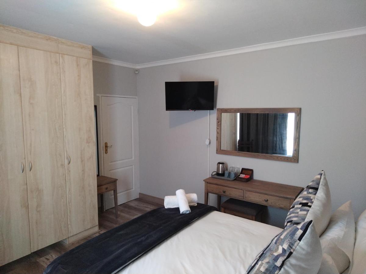 Blue Owl Guest House Mossel Bay Esterno foto